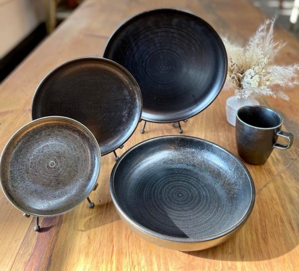 Stoneware to rent Berkshires MA